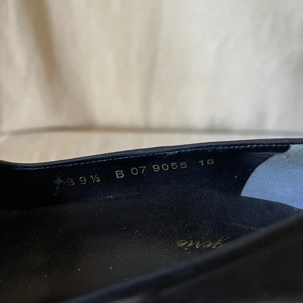 Robert Clergerie Paris Black Leather Wedge Pumps Size 39.5 US 9